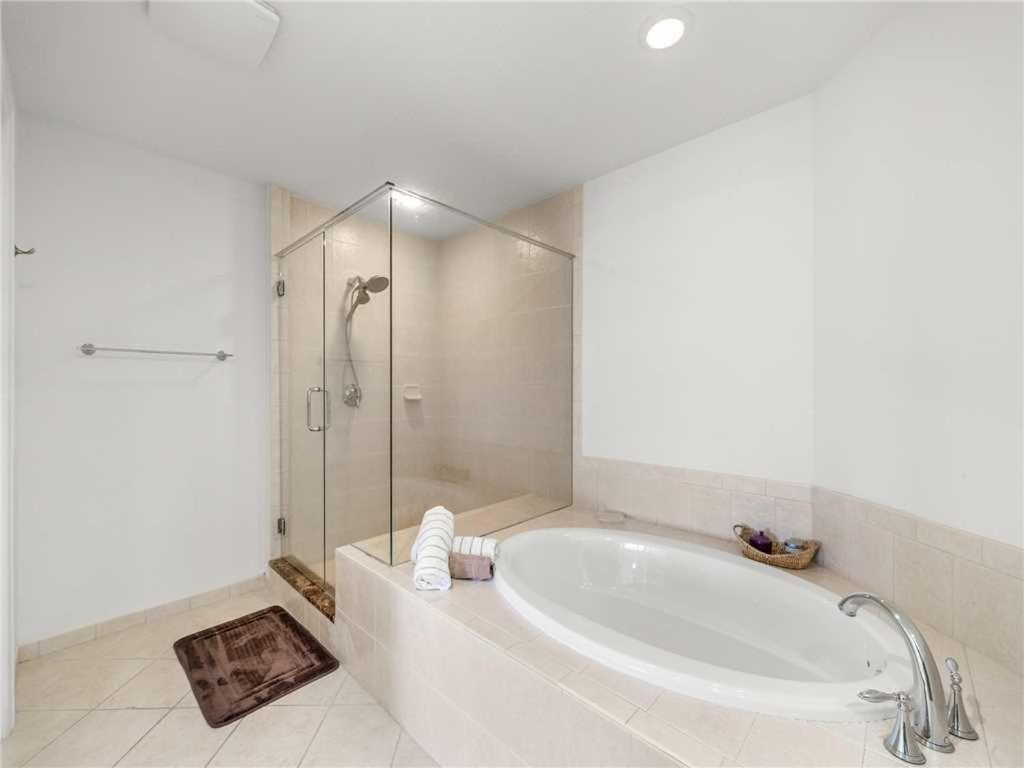 Sand Pearl 1406, 2 Bedrooms, Diamond Rated, Pool, Gym, Sleeps 6 Clearwater Beach Luaran gambar